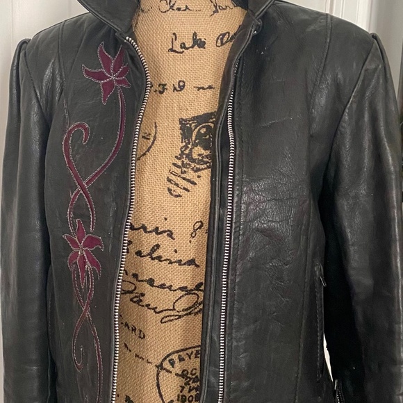 Gypsy Leather Motorcycle Jacket. Black, Plum Suede Trim. Fringe, Studs. 12 - Picture 4 of 16